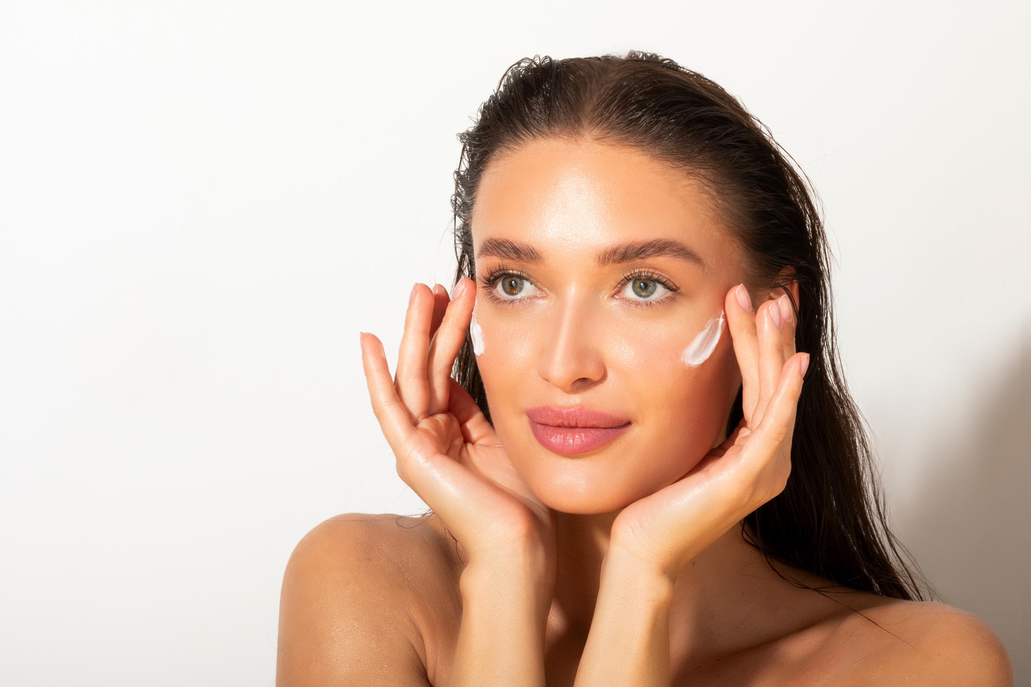 How To Build An Effective Anti-Aging Skincare Routine